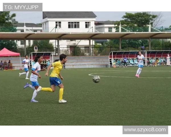 足球明星子女绿茵逐梦展现血脉传承激情与未来希望