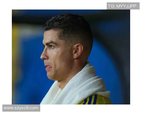 身体素质卓越的足球巨星C罗如何保持巅峰状态与长久竞技生命